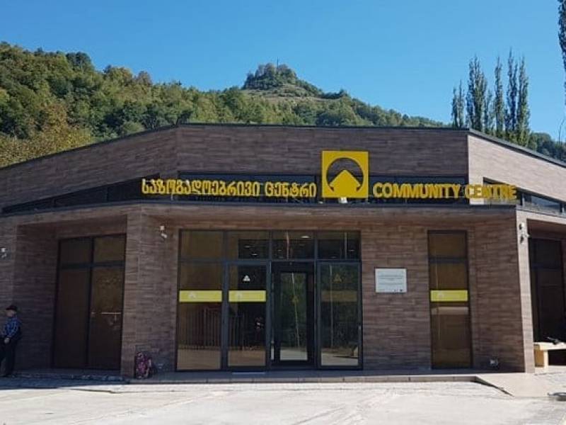 ქალაქ ცაგერსა და სოფელ ლაჯანაში აშენდა და ფუნქციონირებს საზოგადოებრივი მომსახურების...